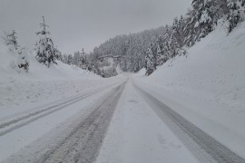 Put Banjaluka-Teslić: Na Borju metar snijega, prognoze predviđaju i ...