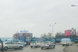 Udes u kružnom toku u Banjaluci, stvorila se gužva