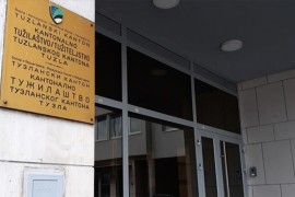 Optužena četvorka uhapšena zbog podvođenja maloljetnica, među ...