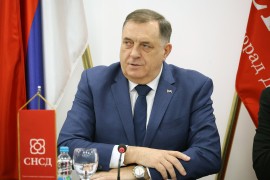 Dodik najavio pomoć penzionerima i mladima i novo povećanja plata