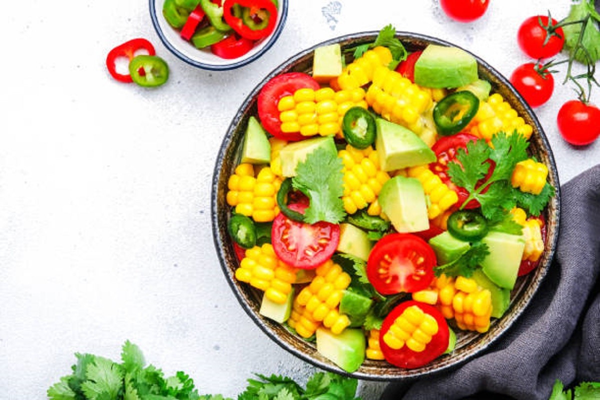 Idealna salata za roštilj: Kukuruz i avokado