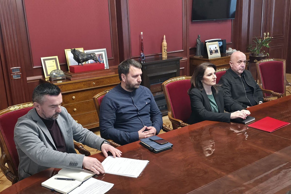 Oglasio se Sindikat "Nove Ljubije" nakon sastanka sa Minićem