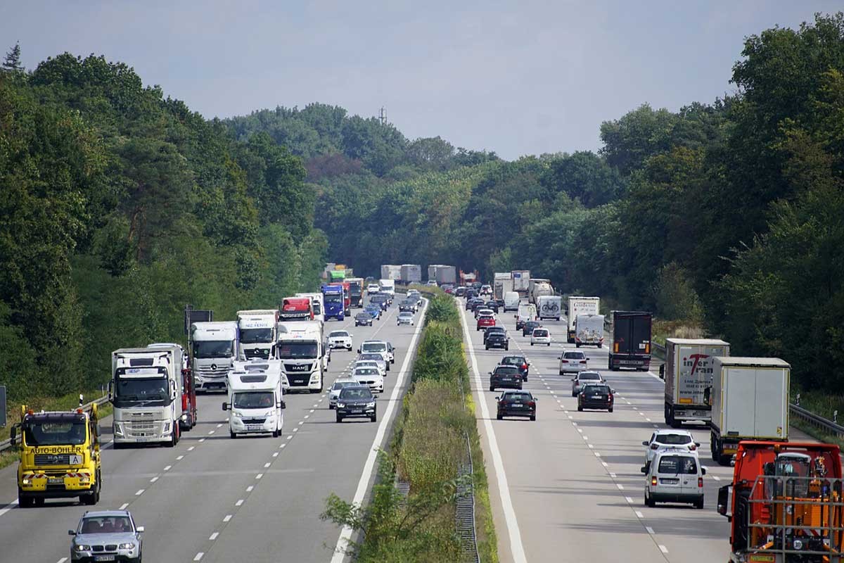 Azija uvodi štednju goriva i kraću radnu sedmicu