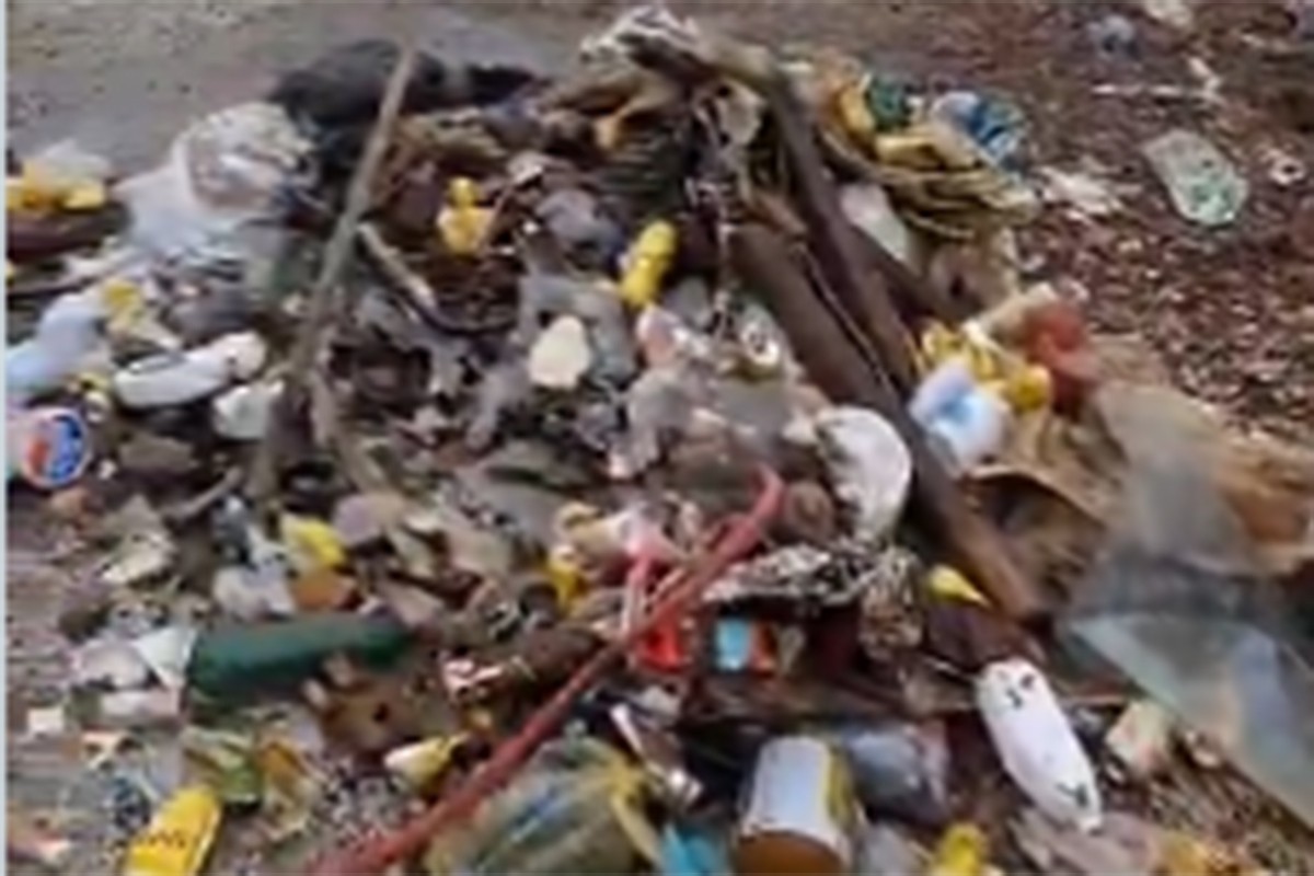 Smeće preplavilo magistralni put Banjaluka-Teslić (VIDEO)