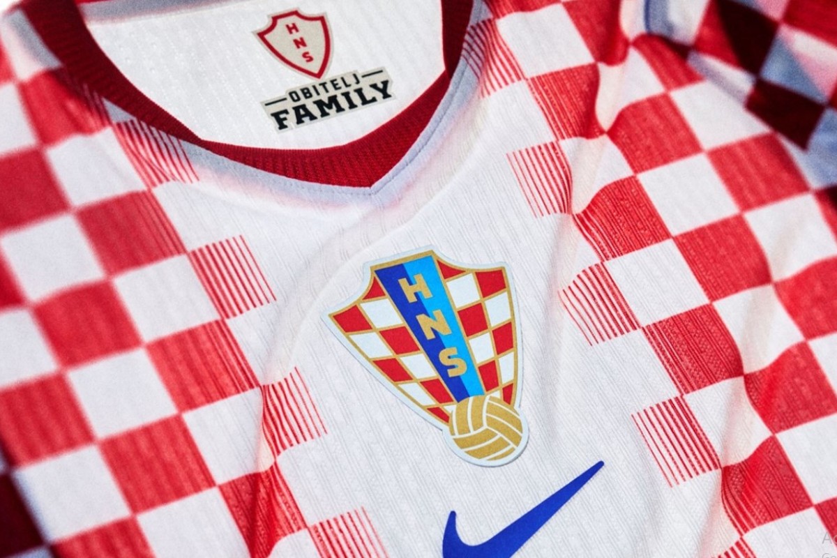 Predstavljen novi dres "vatrenih": Inspirisan počecima
