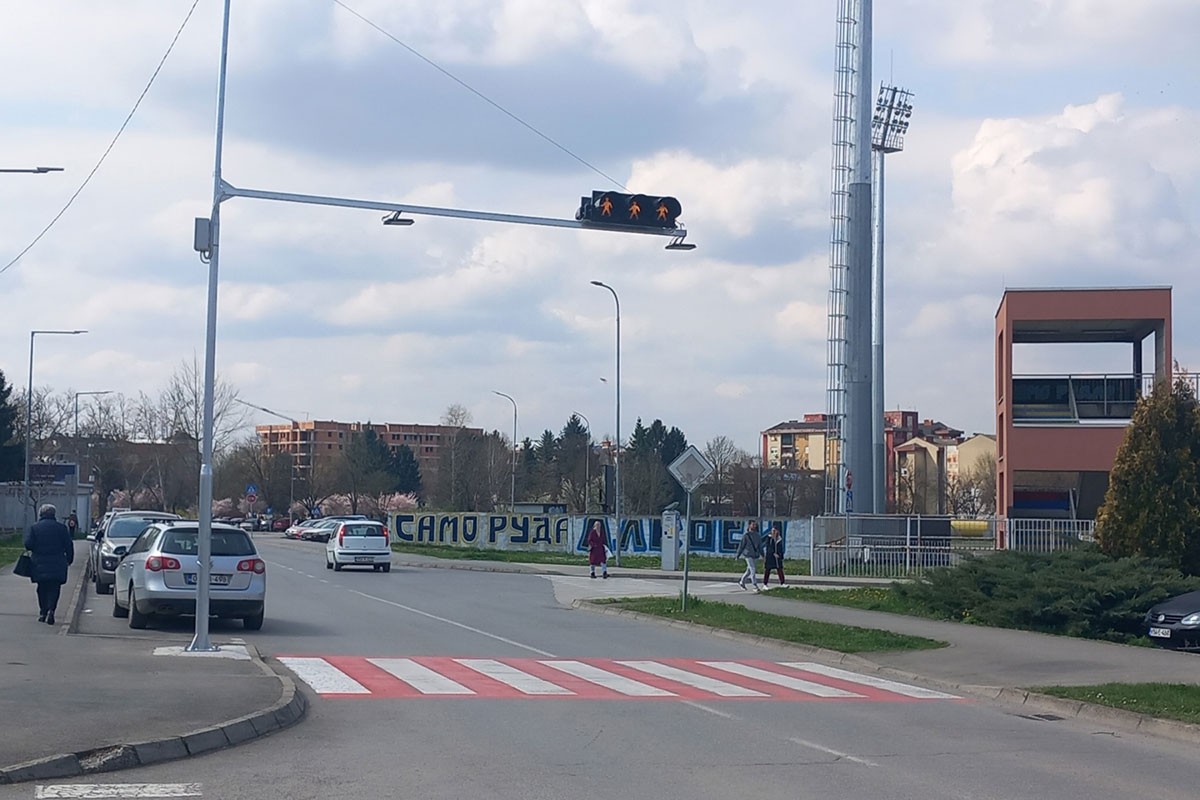 Osvjetljavanje pješačkih prelaza u Prijedoru