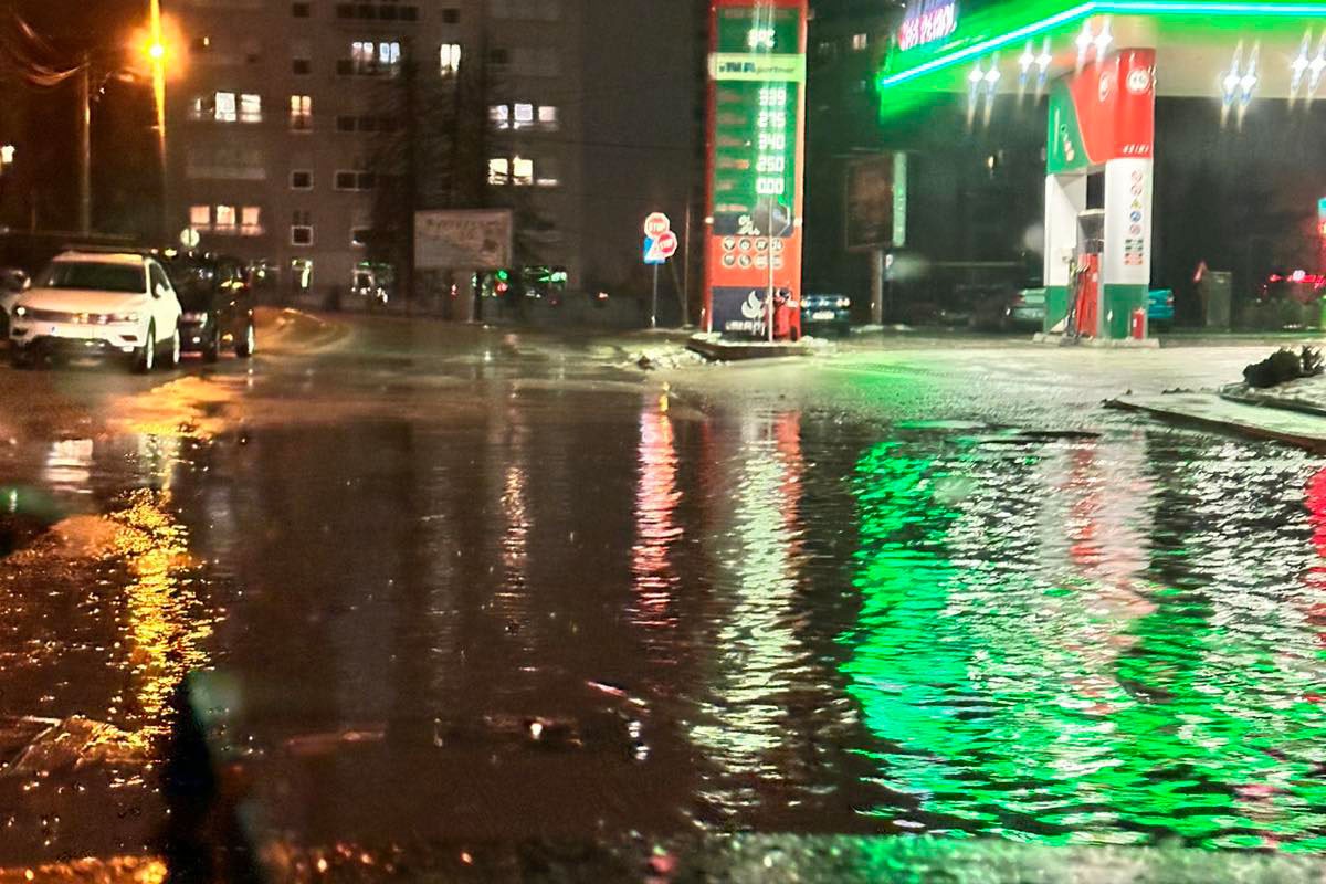 Voda stvara probleme na banjalučkim saobraćajnicama
