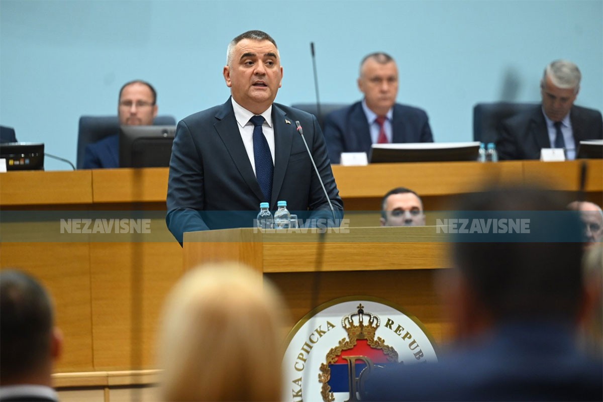 Minić: Mogli smo da se zadužimo 1,2 milijarde evra