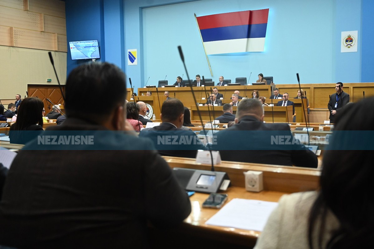 Narodna skupština Republike Srpske usvojila zakone: Veće plate u javnom sektoru