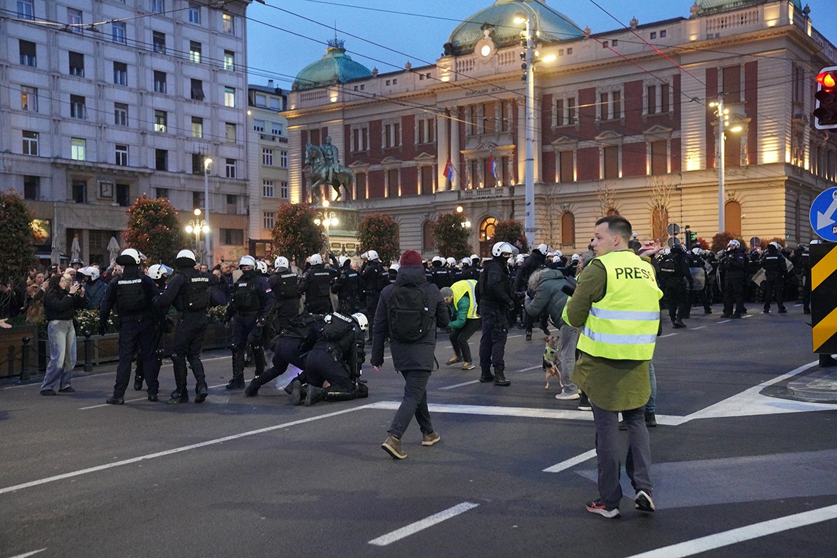 Više javno tužilaštvo u Beogradu o incidentima ispred zgrade Rektorata
