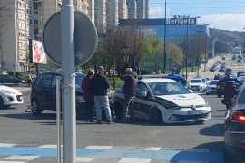 Saobraćajni kolaps u Sarajevu: U udesu učestvovalo i policijsko ...