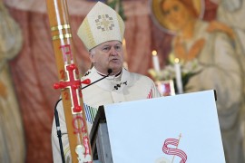 Kardinal Nemet predvodio uskršnju misu: Uskrsnuće se ne vidi ljudskim ...