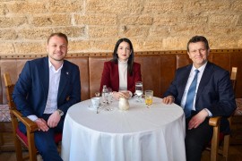 Opozicioni lideri na sastanku, izostao Vukanović