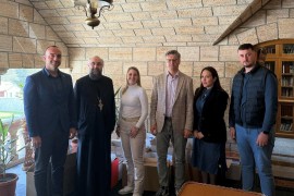UNIBL darovao više od 700 knjiga manastiru Osovica