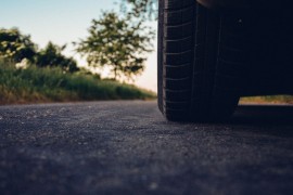 Betonski putevi protiv asfaltnih: Koji su bolji i bezbjedniji?