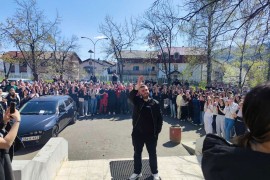 Profesor Anel Hajirić nakon emotivnog ispraćaja: Učio sam ih da budu ...