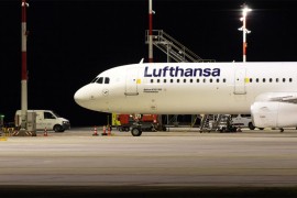 "Lufthanza" prizemila avione