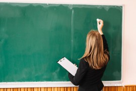 Učenik napao profesoricu u Sarajevu: Sindikat upozorava na haos u ...
