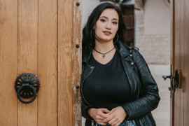 Prekretnica u karijeri: Laura Marin predstavila pjesmu "Brza kola" ...