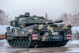 Mađarska vojska nakon Orbana: Šta je naslijedio Peter Mađar