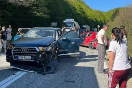 Teška saobraćajka na Bradini, promet blokiran