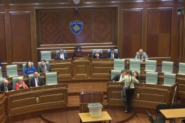 Raspuštena skupština u Prištini: Slijede novi izbori, peti u 16 ...