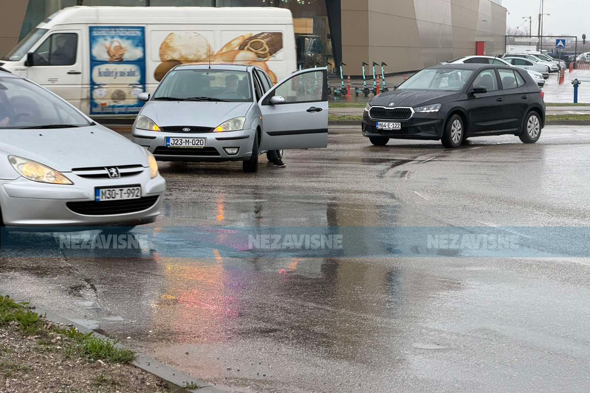 Sudar kod Delte u Banjaluci (FOTO)