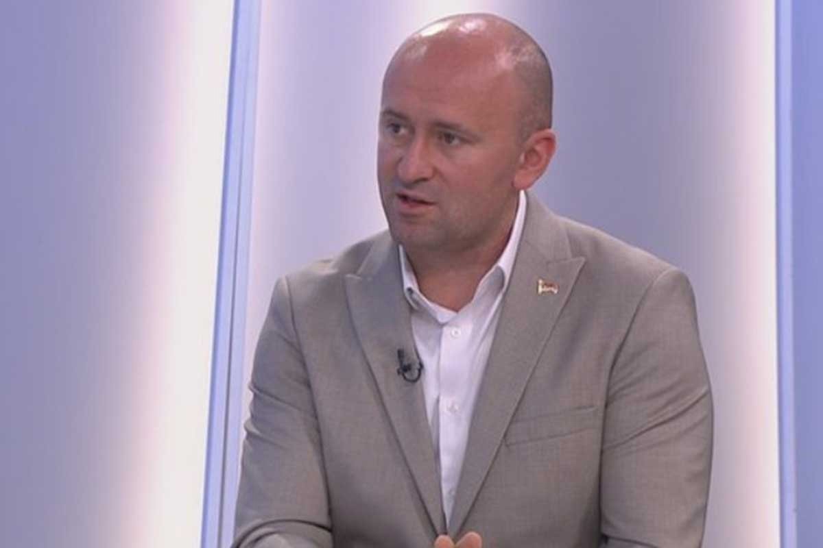 Zečević: Djeca stradalog sveštenika i popadije stabilno, ali pod ljekarskim nadzorom