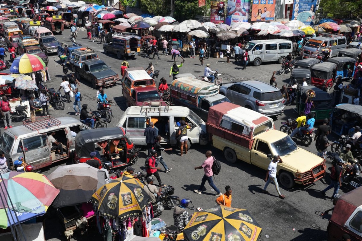 Najmanje 30 ljudi poginulo u stampedu na Haitiju