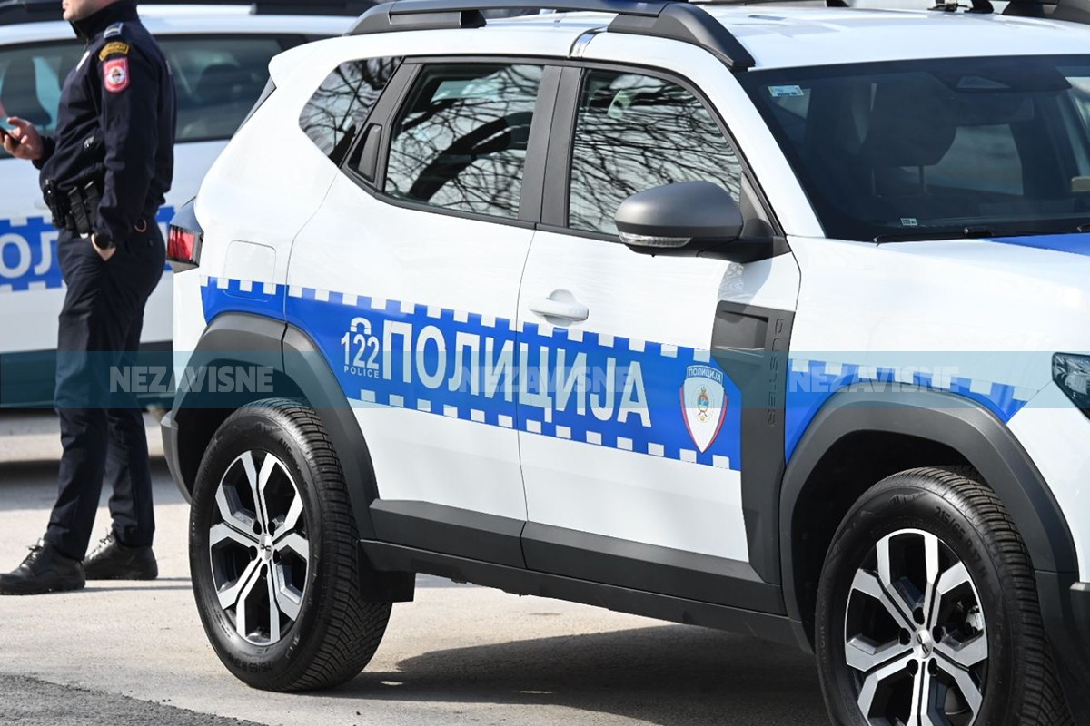 Prijavljen za nasilje u porodici, pa pronađene bombe i oružje