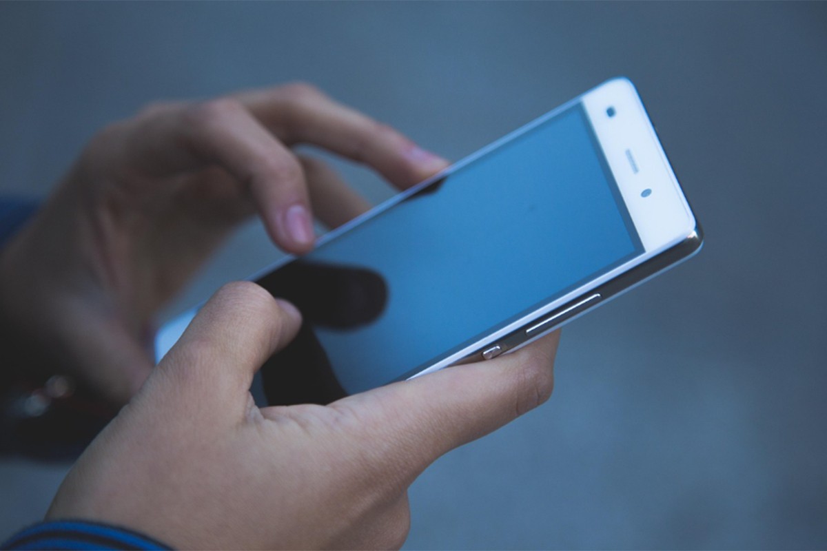 U ovim zemljama na granici mogu da vam uzmu telefon i traže šifru