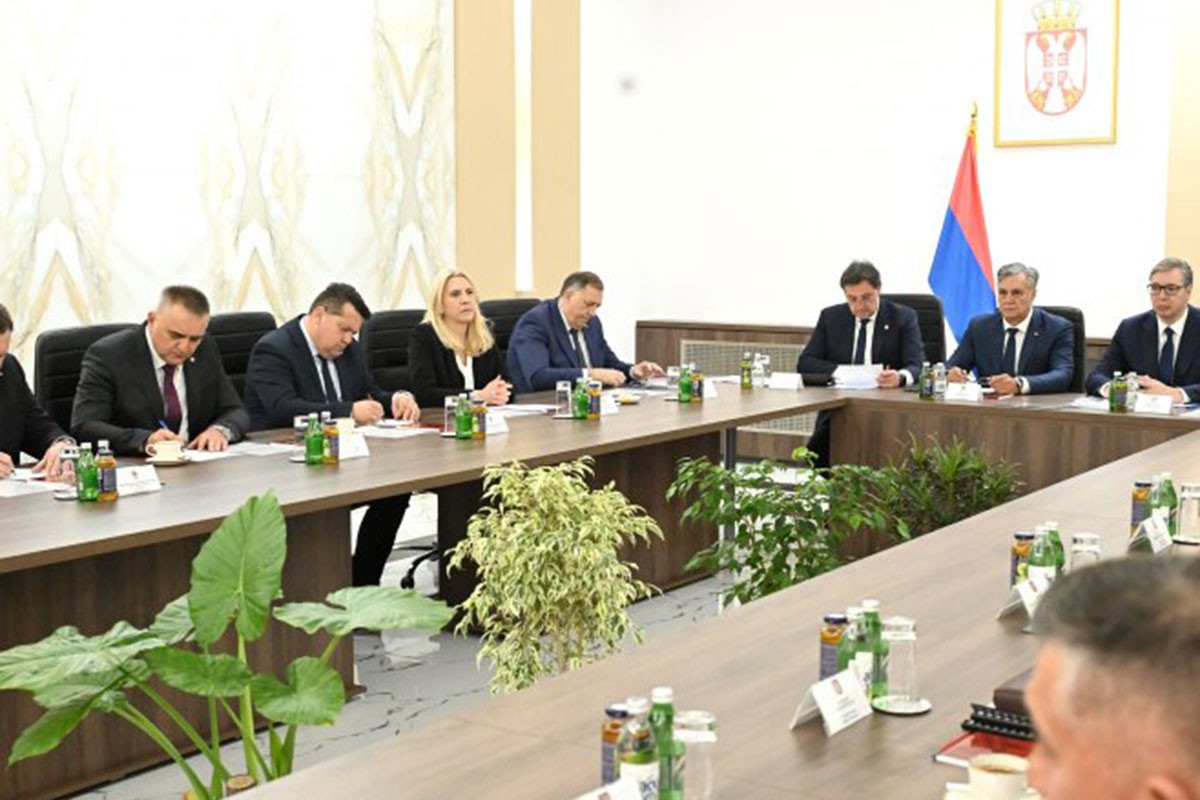 Vučić najavio robotizaciju: Vojska Srbije biće najjača ne samo u regionu