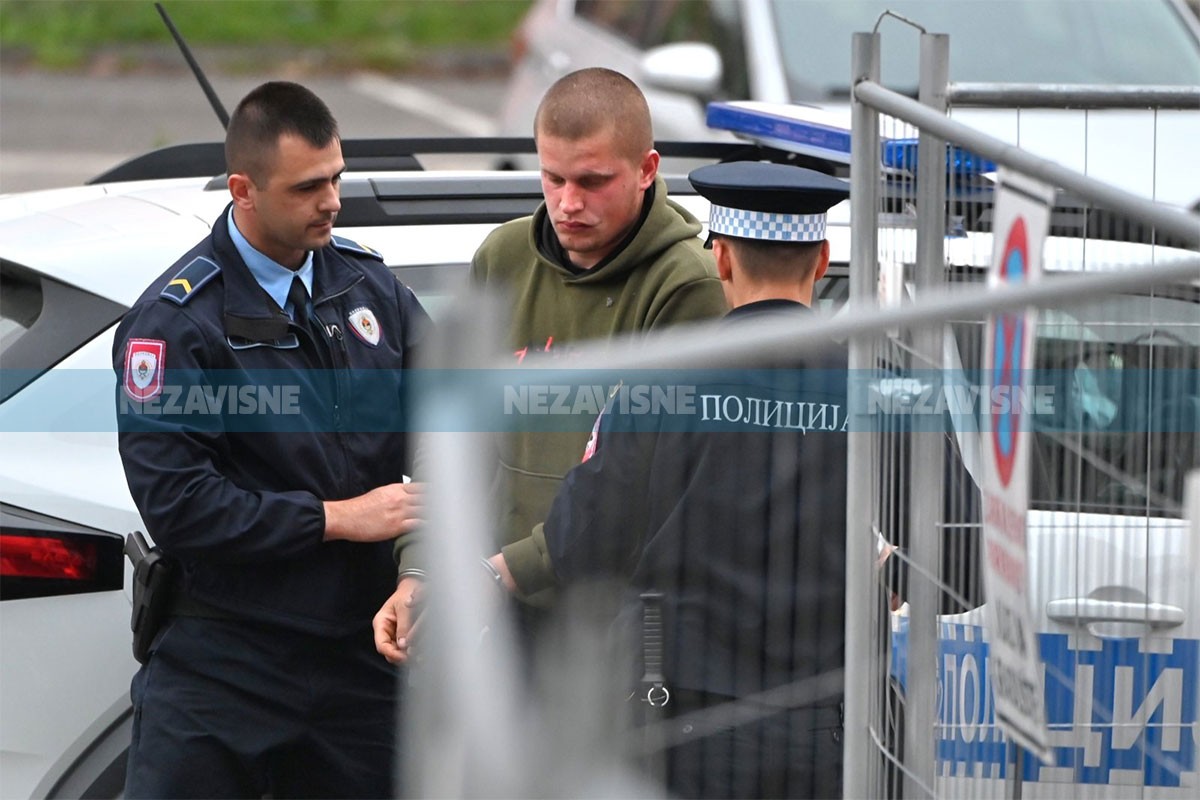 Mladića iz Kotor Varoša terete da je prijetio ocu bombom, izvukao osigurač