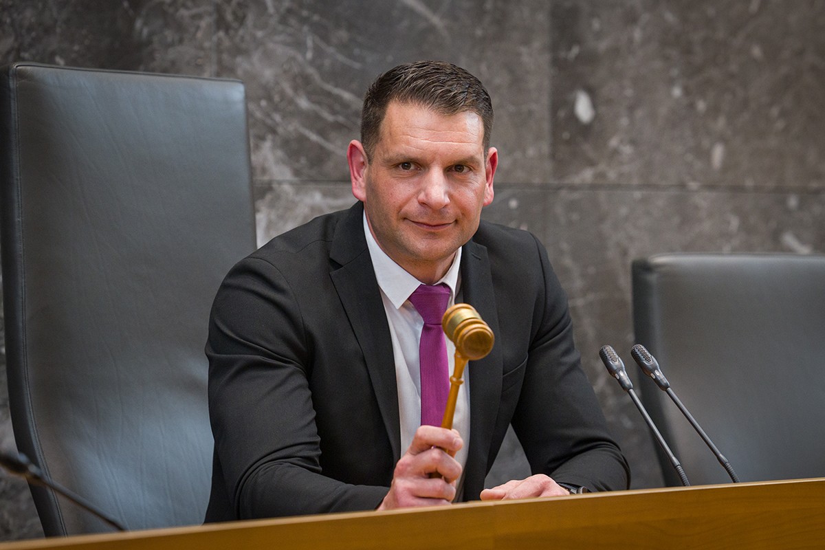 Stevanović želi u Moskvu: Kritikuju ga da će Sloveniju dovesti na "pogrešnu stranu"