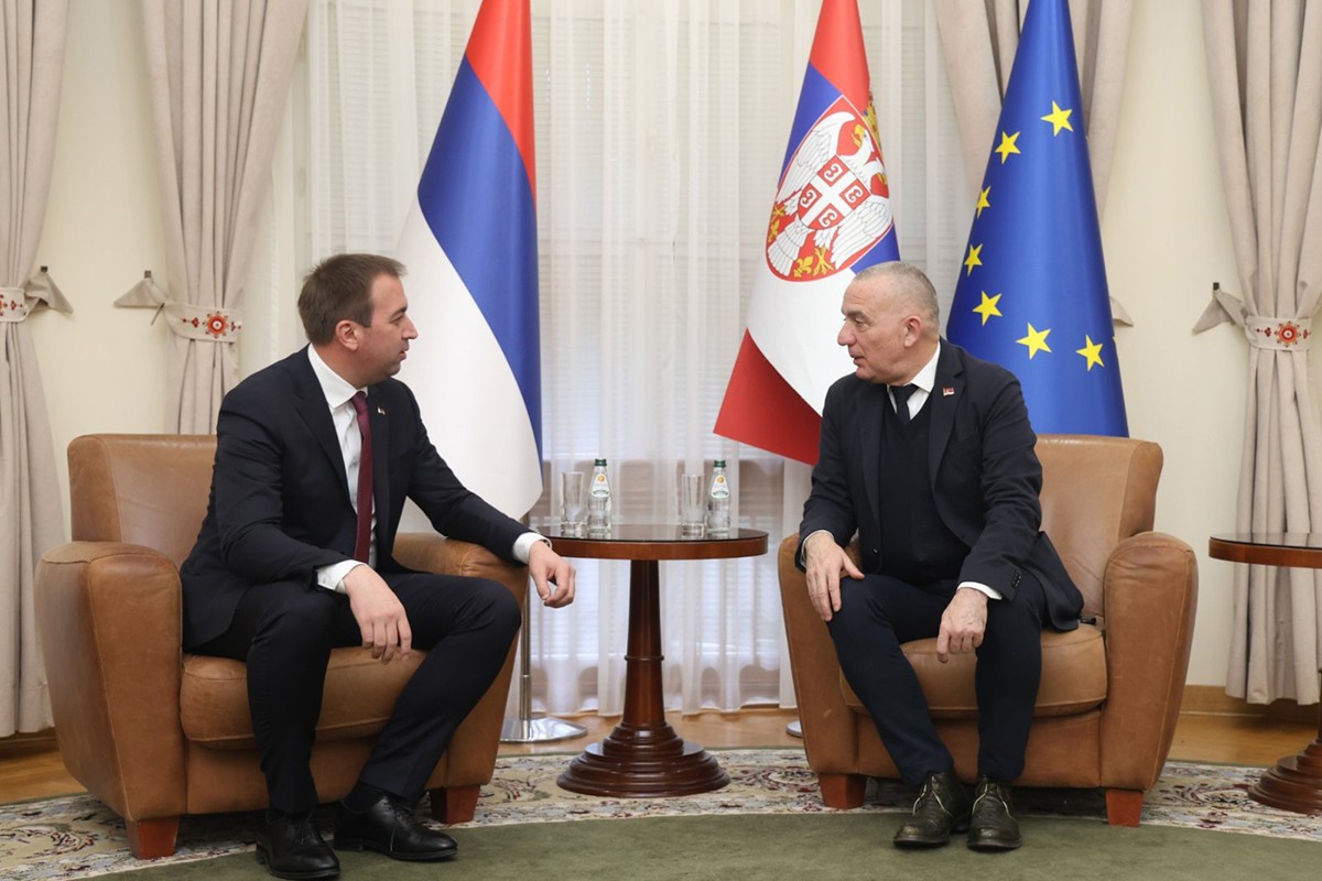 Selak razgovarao sa Vujićem o posjeti generalu Mladiću u Hagu