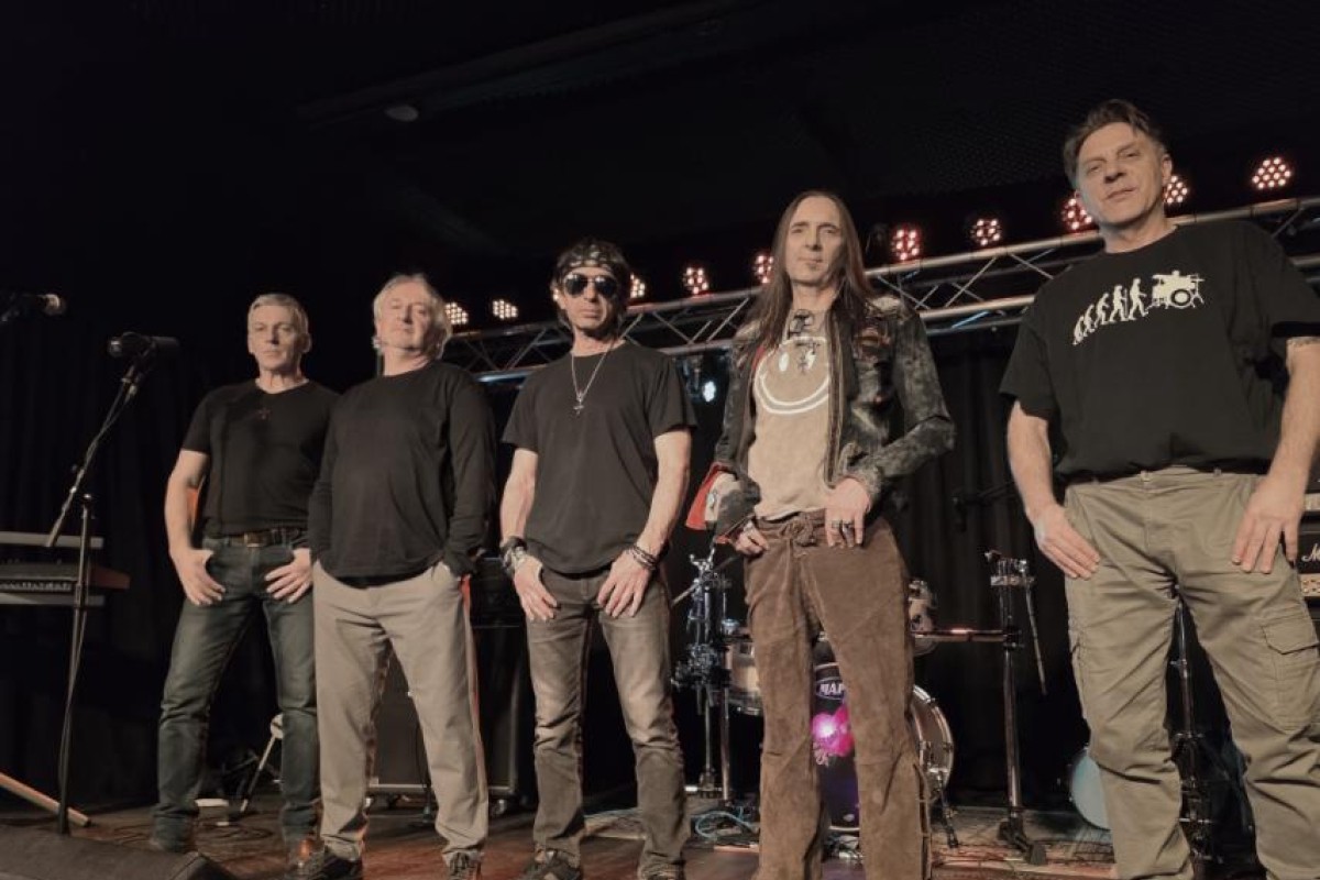 "Srčani udar" albumom "Peščani sat" slavi dvije decenije postojanja
