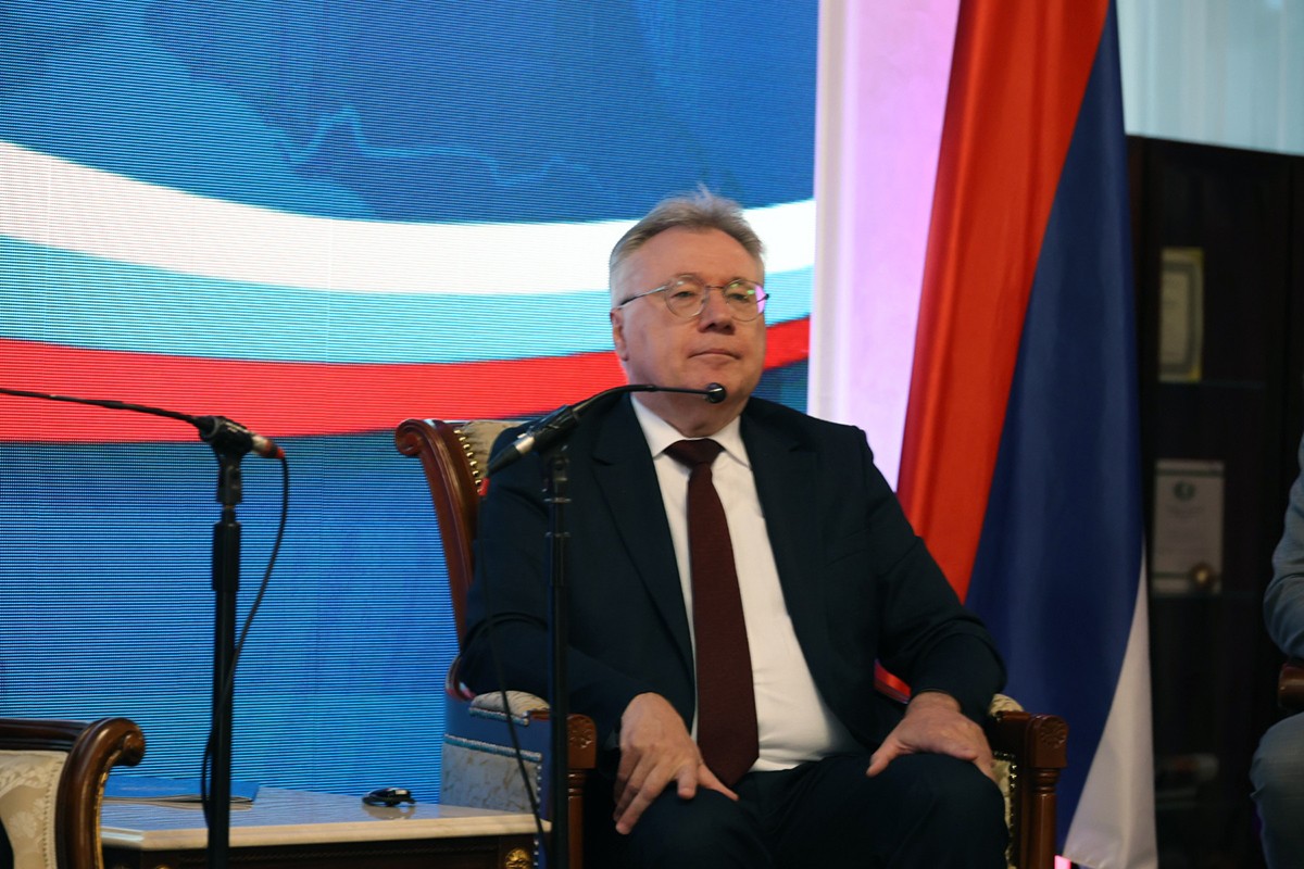 Kalabuhov kritikovao visoke predstavnike: Dodatno destabilizuju situaciju u BiH