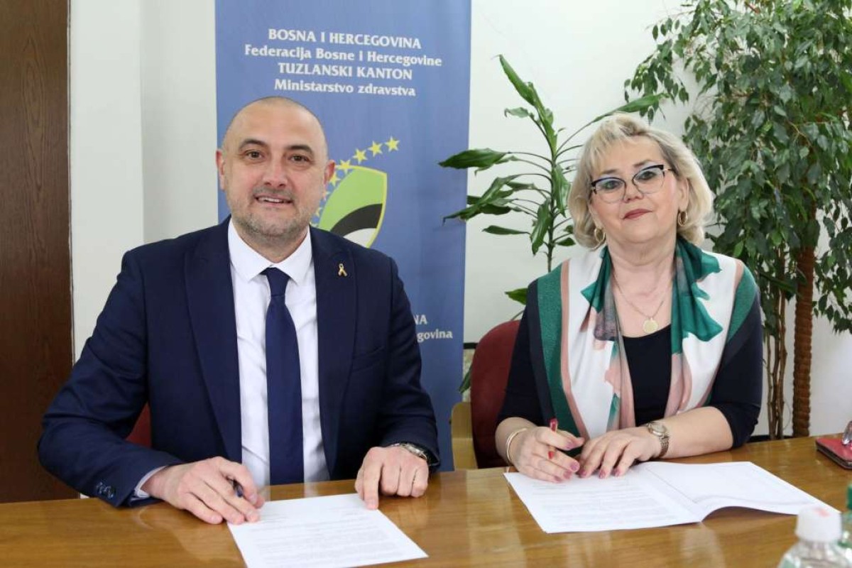 Roditeljskoj kući u Tuzli 50.000 KM