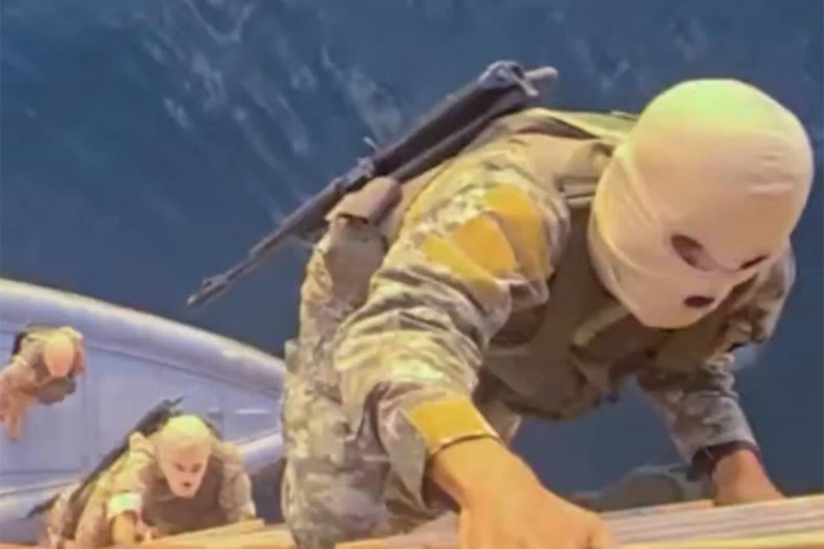 IRCG objavila snimak zapljene broda u Ormuskom moreuzu (VIDEO)