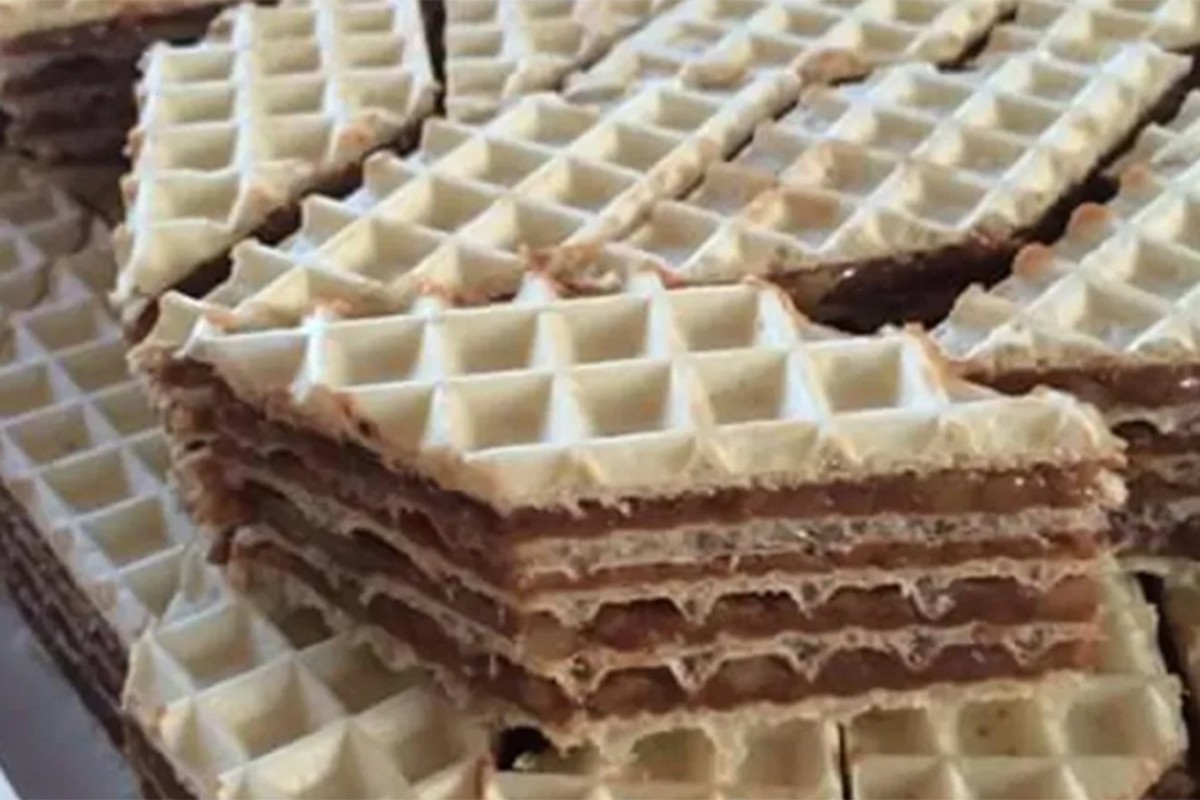 Bakin recept za sočan fil: Starinske karamel oblande od 3 sastojka