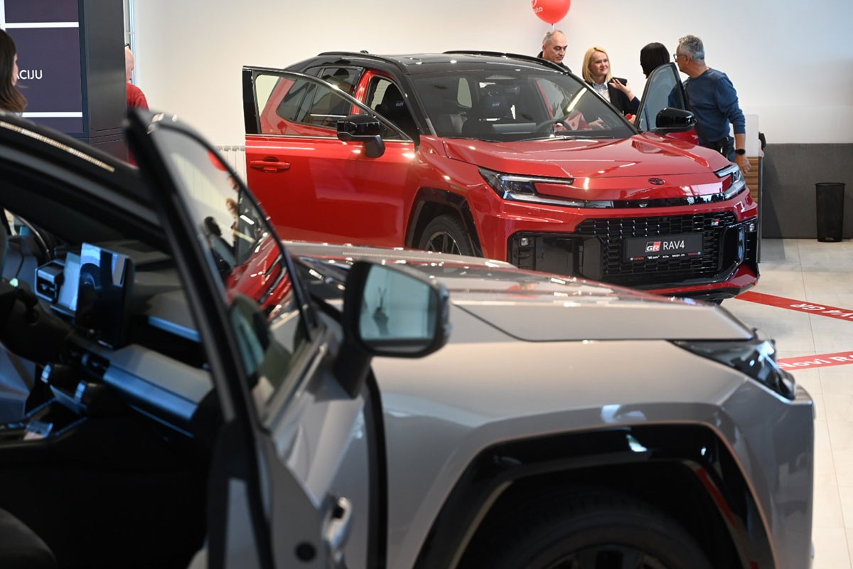 Toyota otvorila moderni prodajno-servisni centar u Brčkom (FOTO)