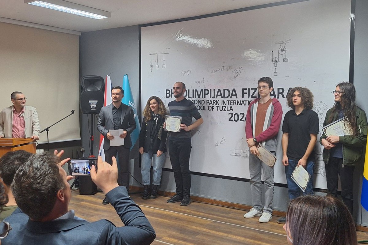 Ponovo zablistao: Ima li Vukova žeđ za znanjem ikakve granice