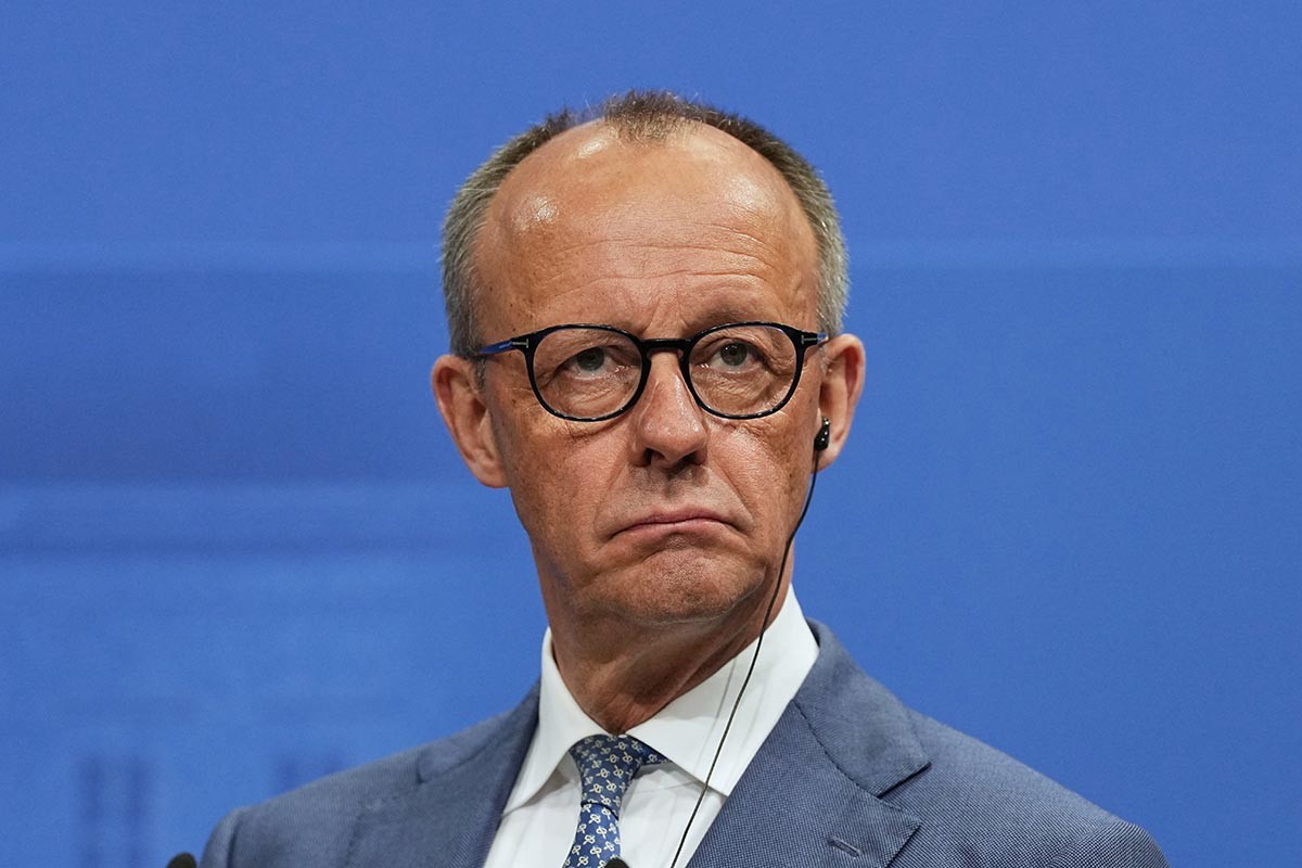 Merc: Tramp je nadigran i ponižen