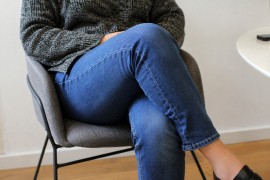 Prekrštene noge: Udobna navika sa skrivenim posljedicama za zdravlje