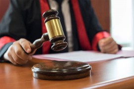 Sudi se načelniku Vlasenice zbog veličanja Mladića i Karadžića