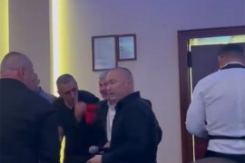 Isplivao snimak sa svadbe: Gost ugrizao Đanija, nastup prekinut