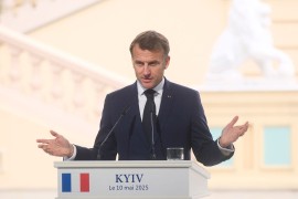 Makron: Francuska osuđuje ruski napad na Kijev i upotrebu Orešnika