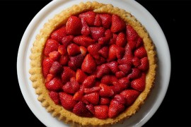 Ovo je najukusnija torta sa jagodama: Osvježava, a ukus je kao iz ...