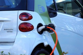 Francuzi do novih električnih automobila za 94 evra mjesečno