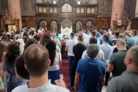 Banjalučki hram Svete Trojice obilježio krsnu slavu (FOTO)